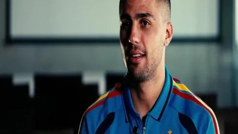 小因紮吉：上半場表现评价，下半場问题需详析